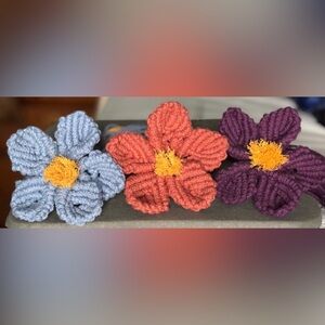 Set of 3 Macrame Flowers